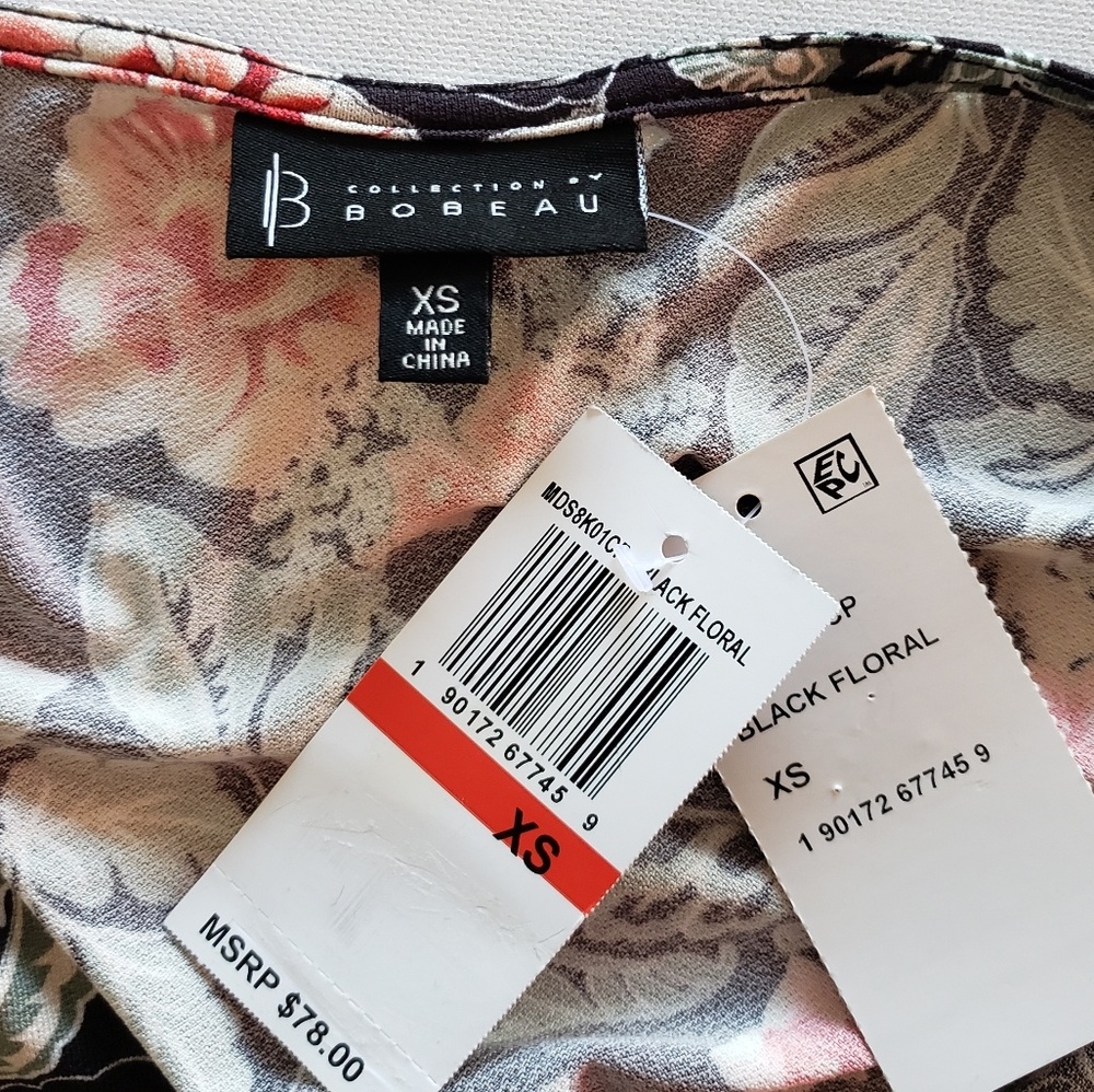 BOBEAU Faux Wrap Black Floral Print Dress
XS - Picture 6 of 8